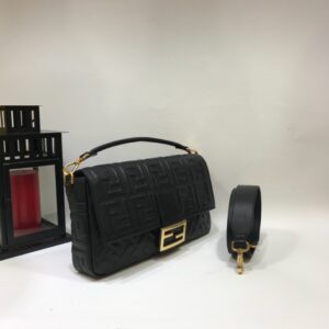 baguette-mini-black-fendi-pattern