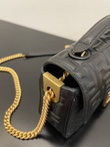 baguette-chain-midi-black