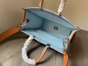 fendi-sunshine-medium-cyan