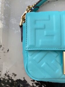 baguette-mini-cyan