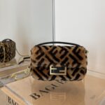 mini-baguette-bag