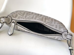 fendigraphy-mini-grey-pattern