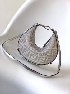 fendigraphy-mini-grey-pattern