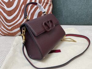 small-vsling-grainy-calfskin-handbag
