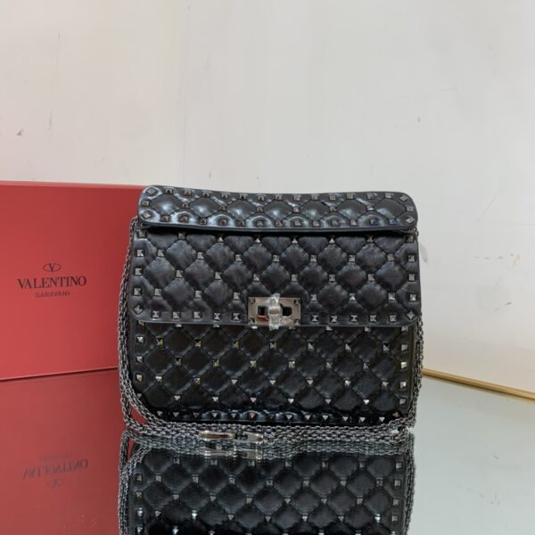 medium-nappa-rockstud-spike-bag
