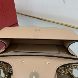 loco-calfskin-shoulder-bag