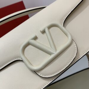 loco-calfskin-shoulder-bag