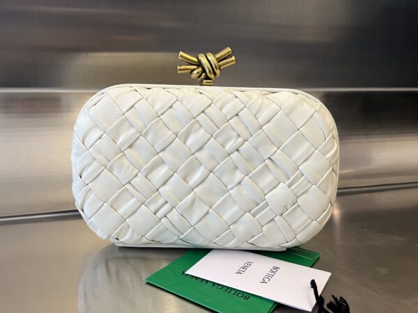 knot-chain-bag