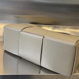 medium-arco-tote-bag-Grey