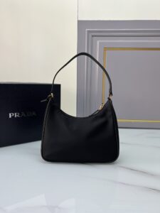 prada-re-edition-2005-re-nylon-and-saffiano-mini-bag