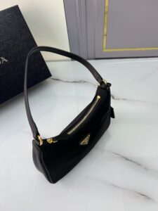 prada-re-edition-2005-re-nylon-and-saffiano-mini-bag